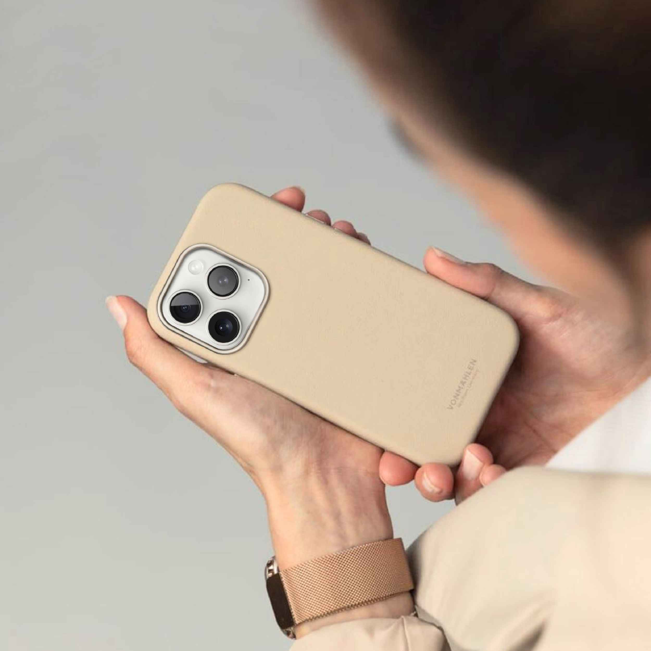 Like Leather Case – vegane Lederhülle für iPhone mit Mikrofaserfutter & MagSafe-Kompatibilität