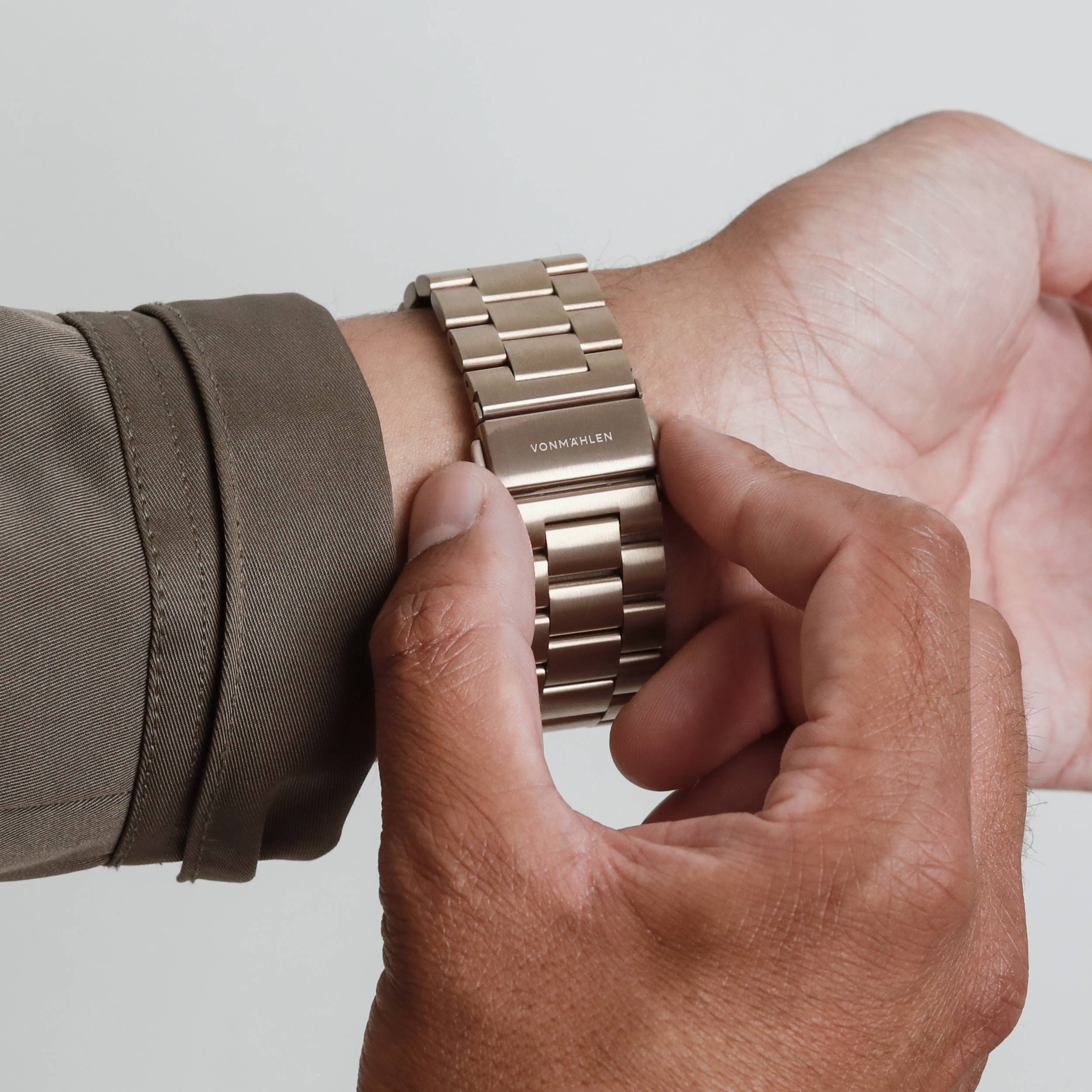 Link Bracelet 2 - Hochwertige Butterfly-Faltschließe aus Edelstahl – Detailansicht