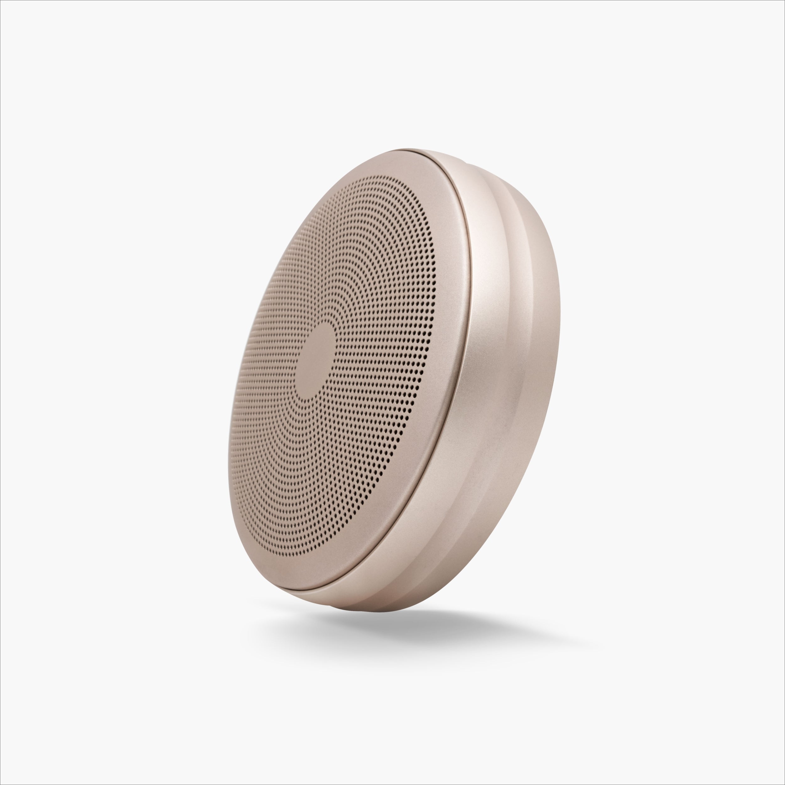Air Beats – kabelloser Bluetooth Lautsprecher aus Aluminium & Leder mit 5000 mAh Akku und Zubehör im Reiseetui