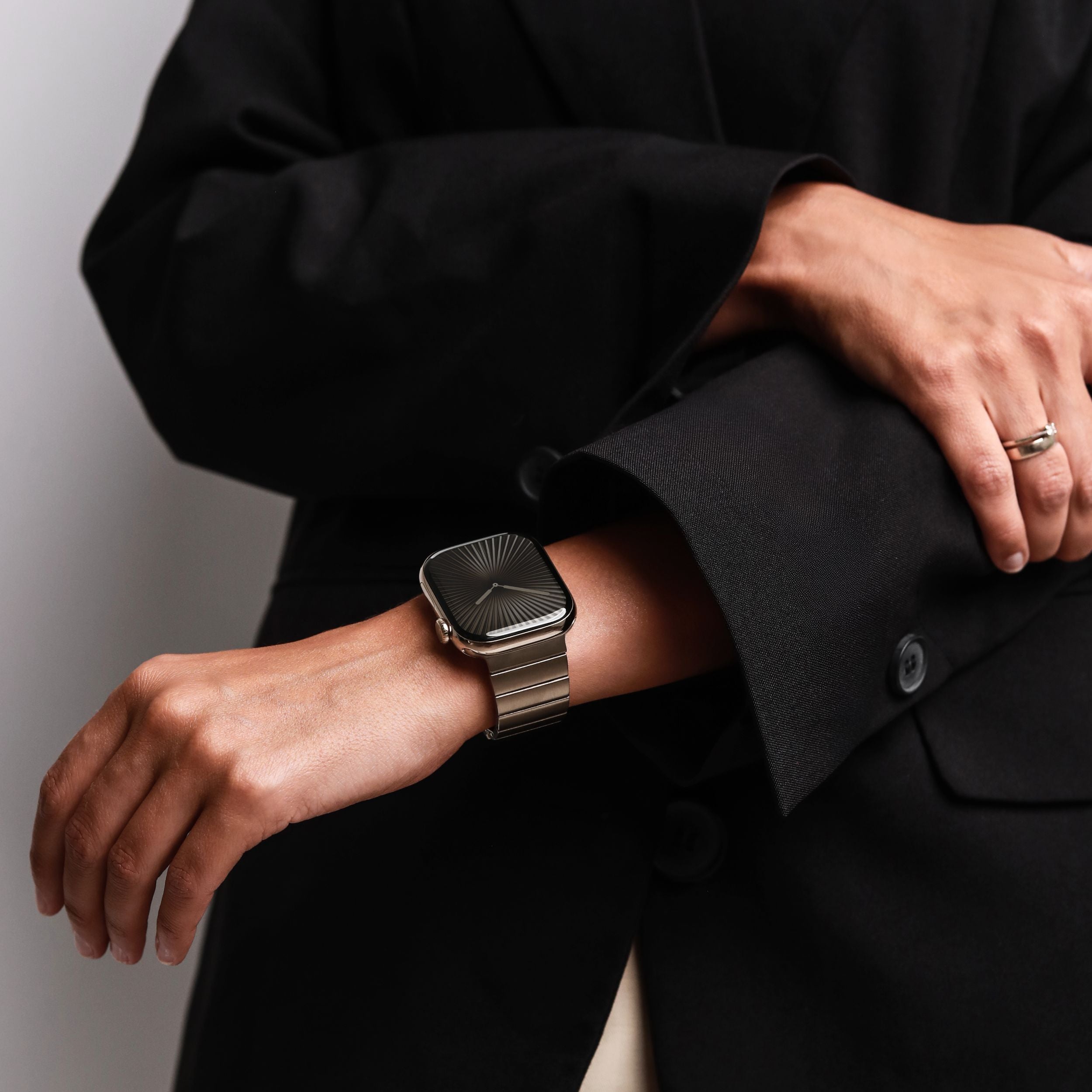 Link Bracelet Pro - Edelstahlarmband für Apple Watch