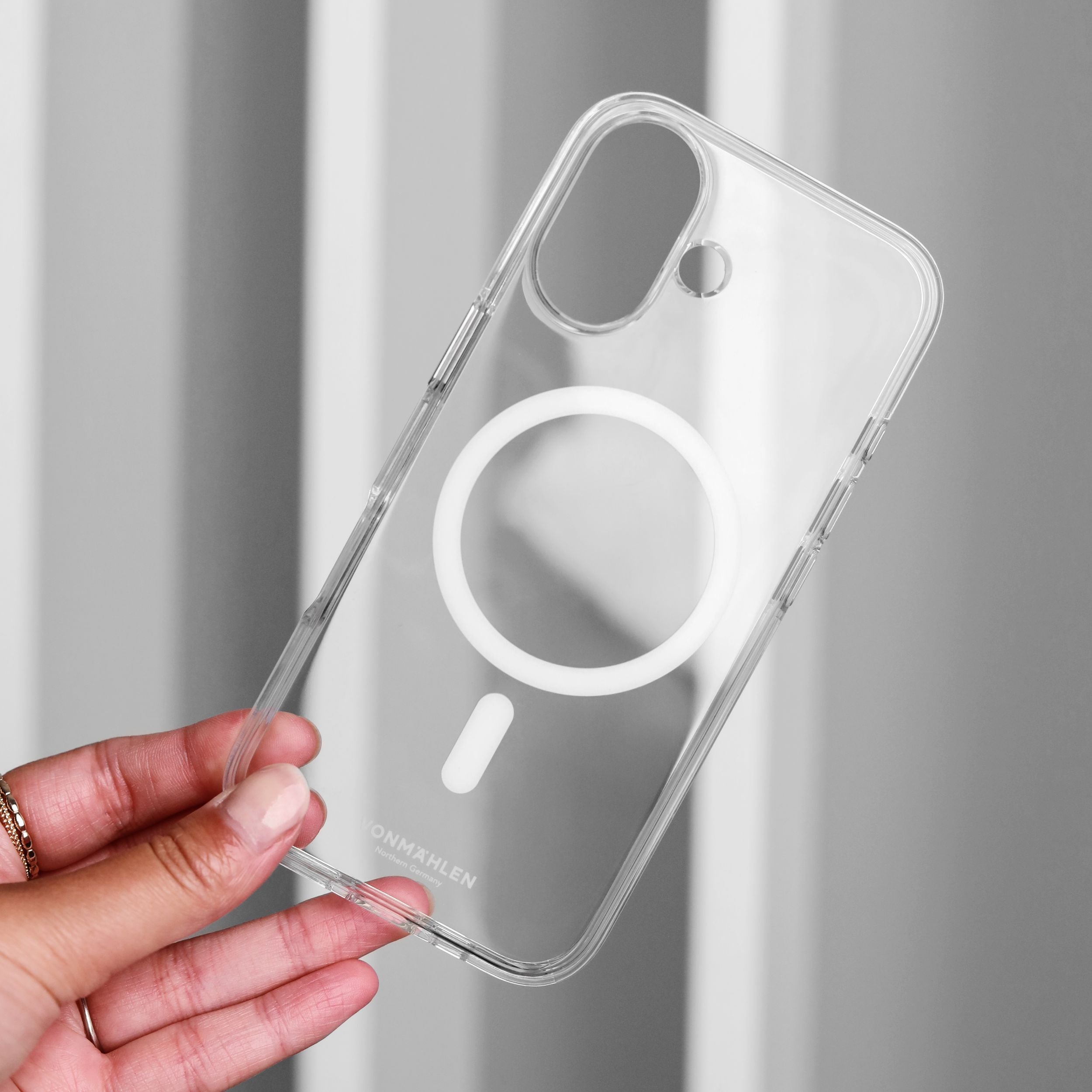 Transparent Case 2 – Hülle für iPhone 17 mit MagSafe-Kompatibilität und Anti-Yellowing Technologie 
