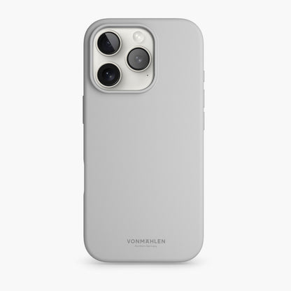 Soft Silicone Case – nachhaltige Silikonhülle mit Mikrofaser-Innenfutter und MagSafe für iPhone