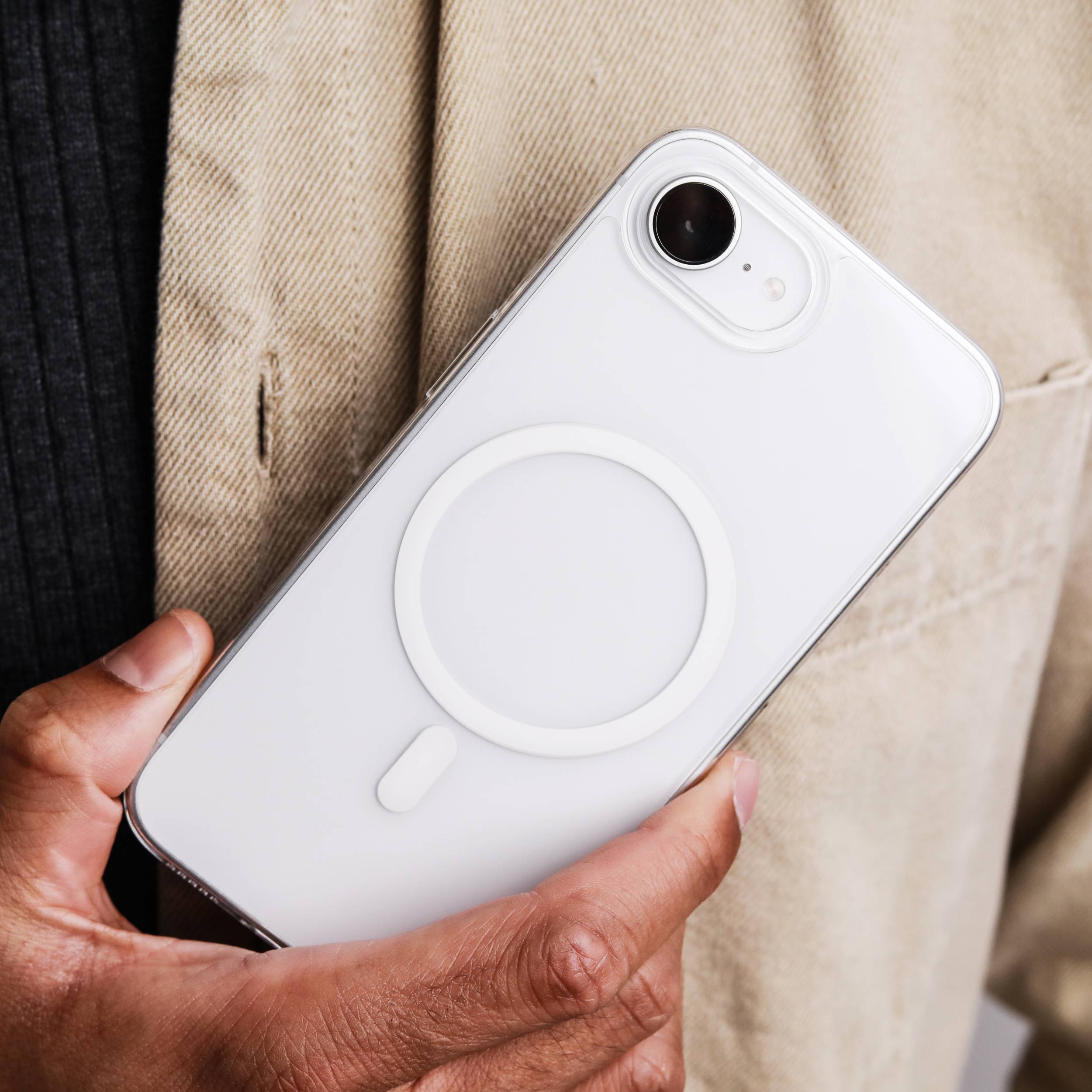Transparent Case Pro – transparente iPhone-Hülle mit gehärtetem Glas & MagSafe
