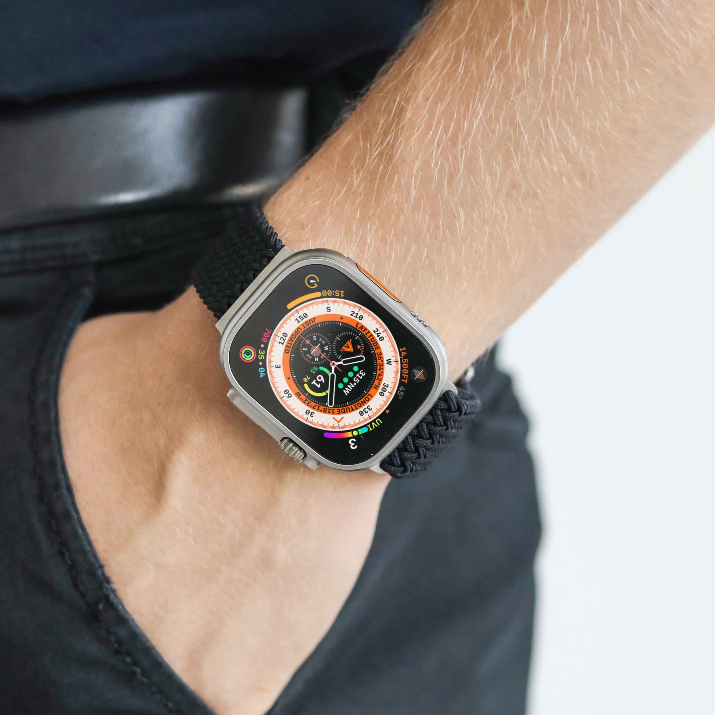 Woven Loop – elegantes geflochtenes Apple Watch Armband aus dehnbarem Nylon