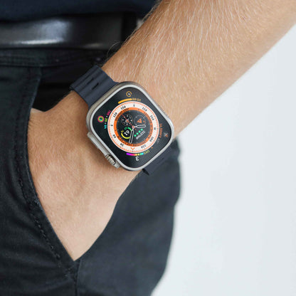Wave Band 2 – wasserabweisendes Apple Watch Sportarmband mit Druckknopf- und G-Hakenverschluss