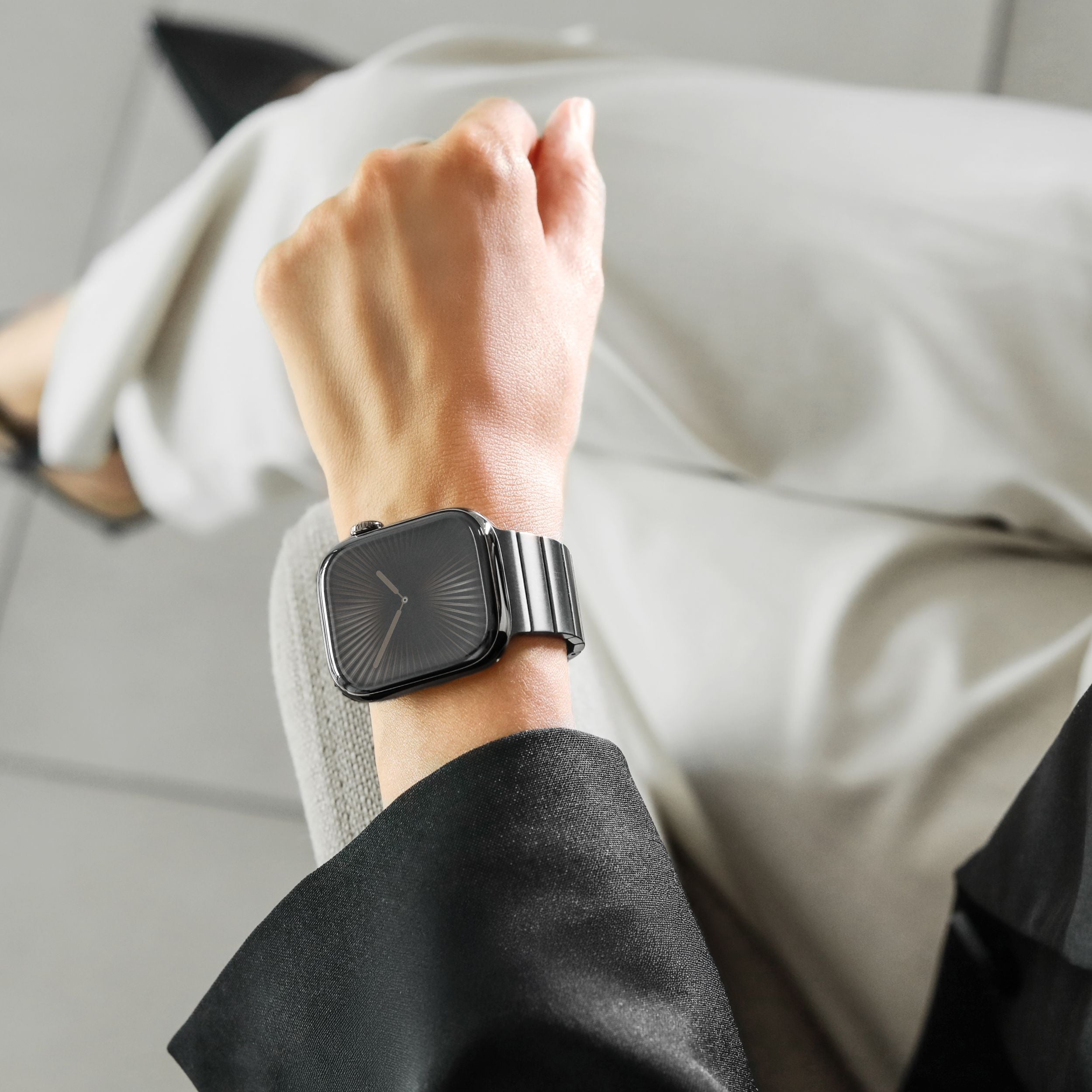 Link Bracelet Pro - Edelstahlarmband für Apple Watch